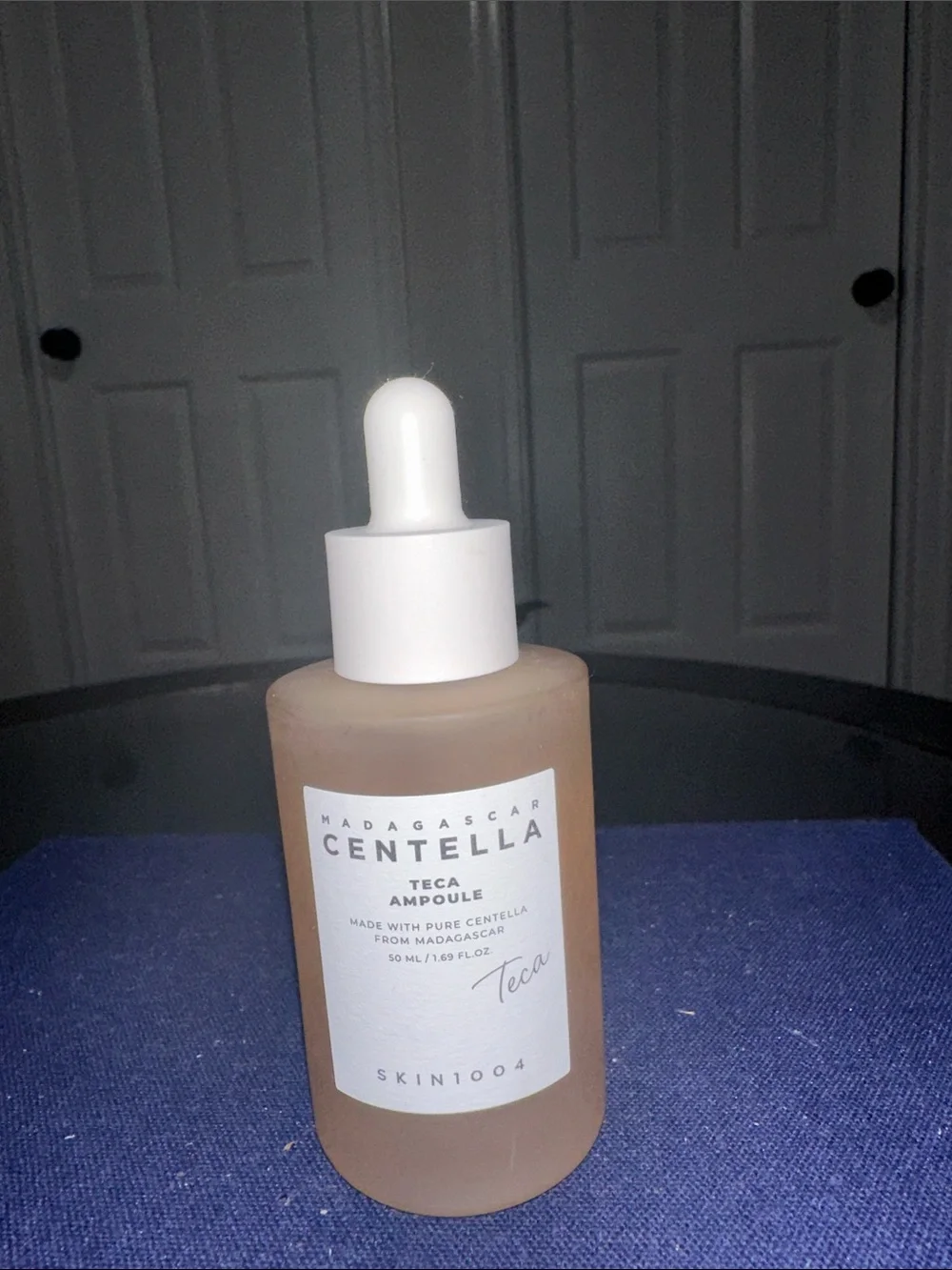 Skin1004 Madagascar Centella Teca Ampoule - Beige Serum